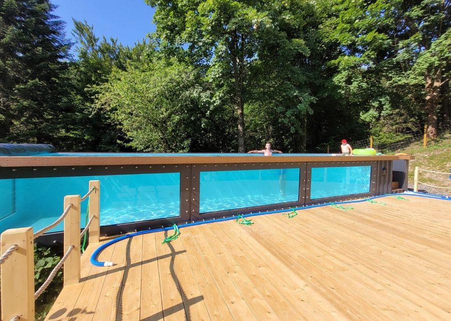 Container pool