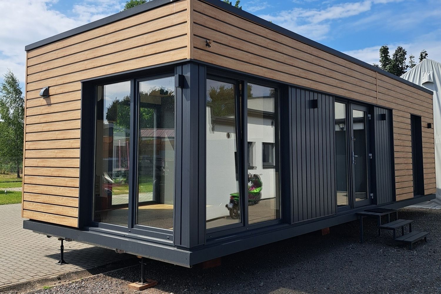 Modular hotel
